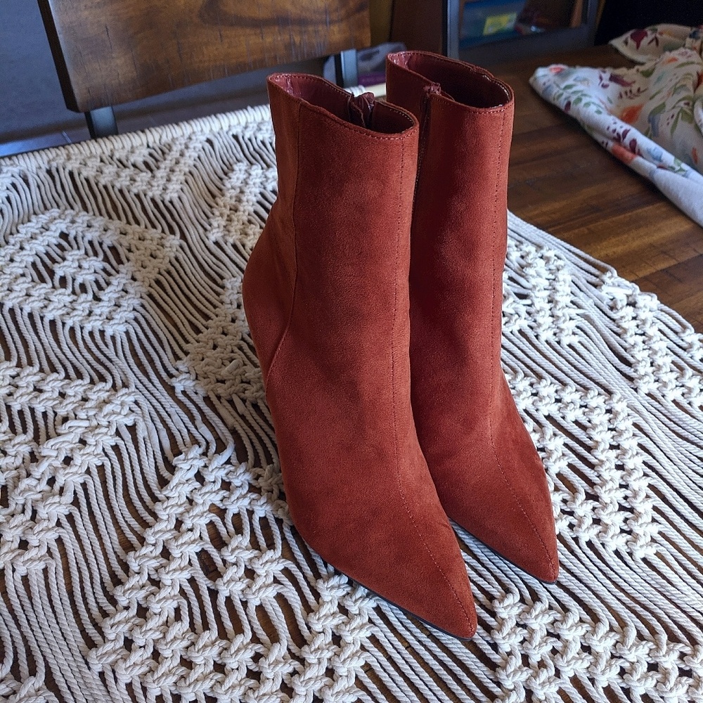 Forever 21 pointed toe suede booties